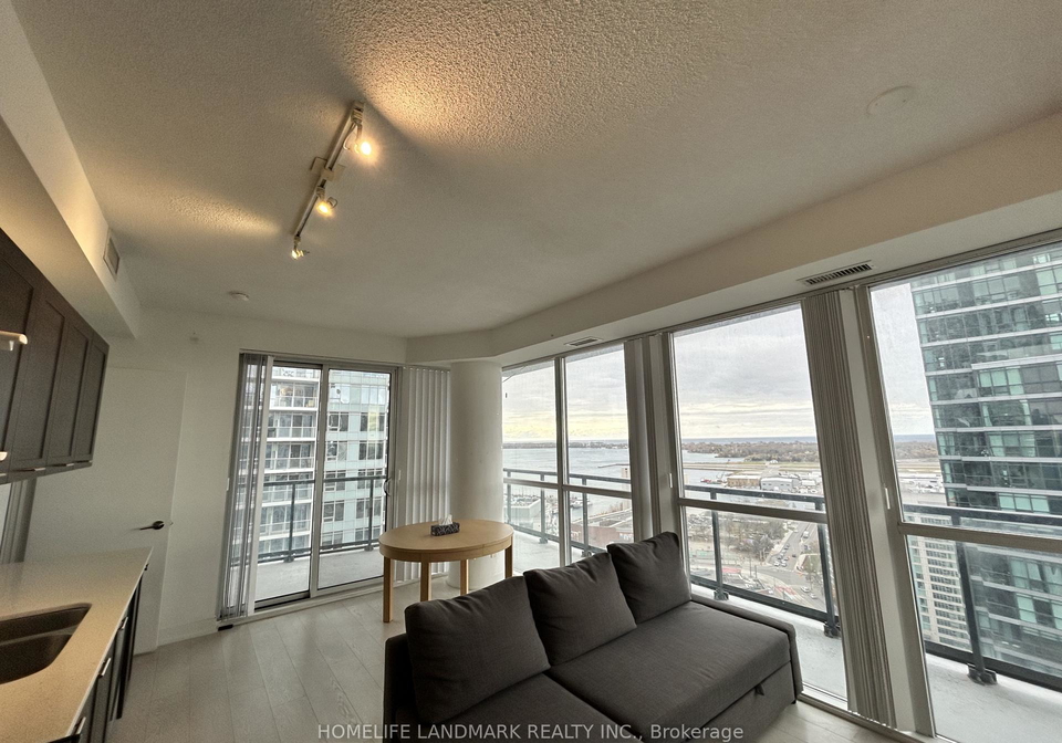 20-bruyeres-mews-toronto-ontario-c12533232