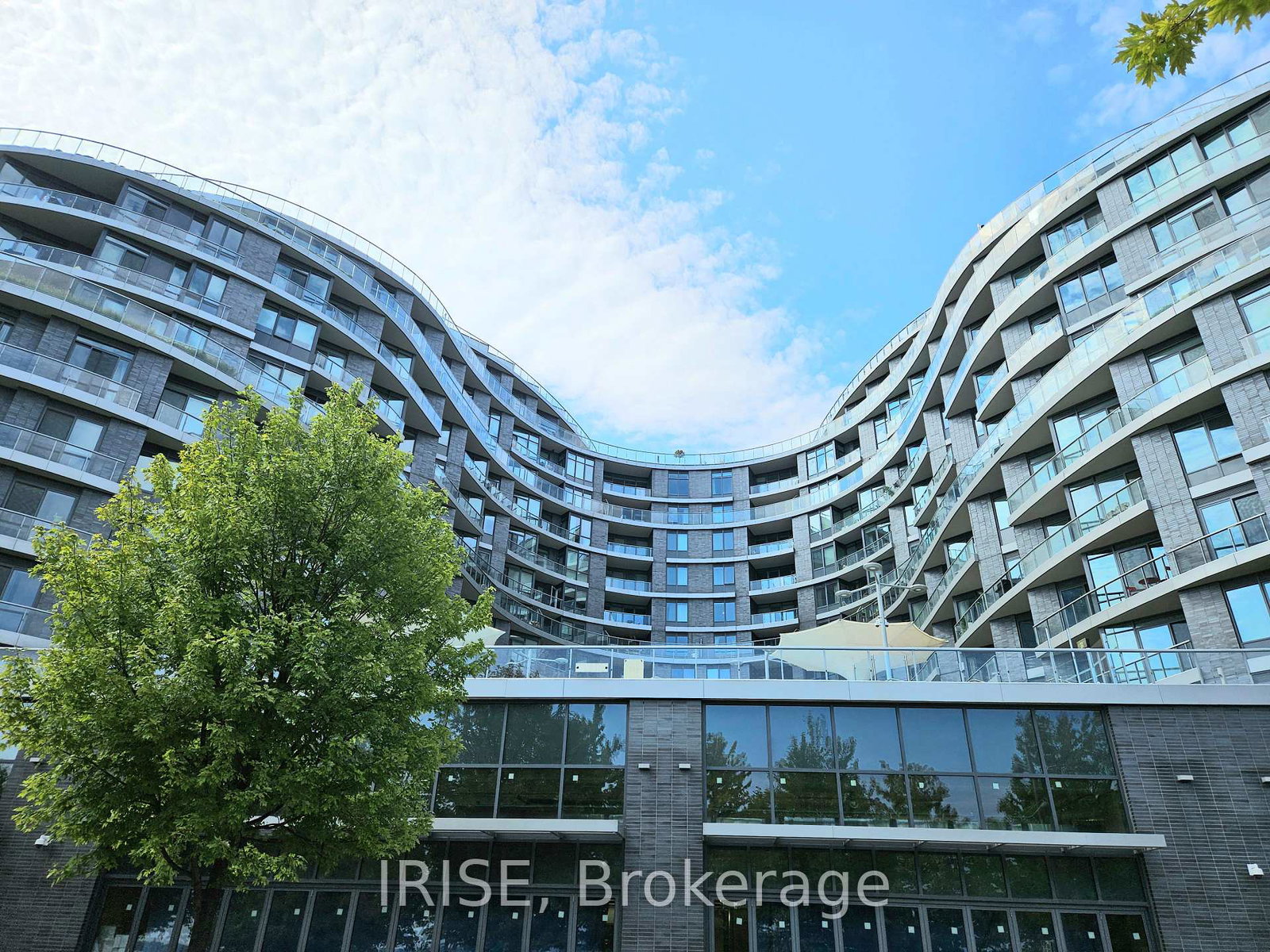 1-edgewater-drive-toronto-ontario-c12533526