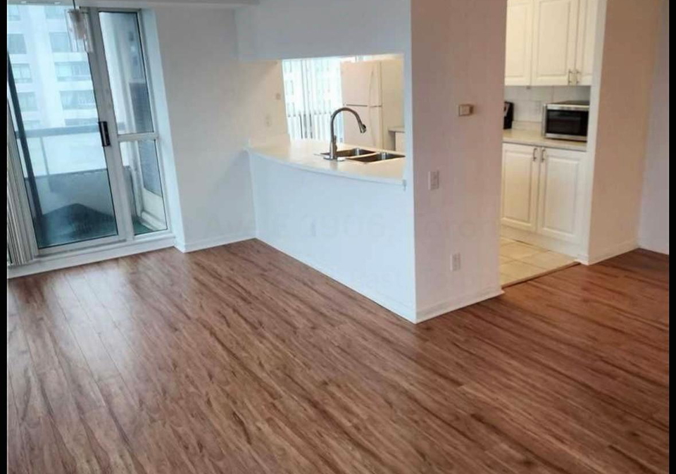 8-hillcrest-avenue-north-york-ontario-c12533554