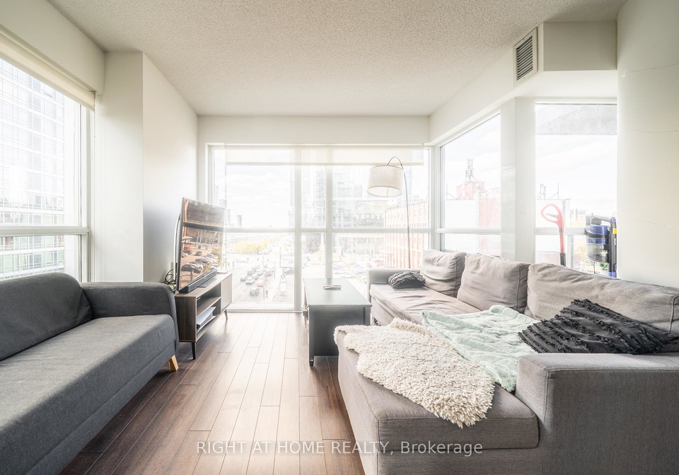 352-front-street-w-toronto-ontario-c12533984