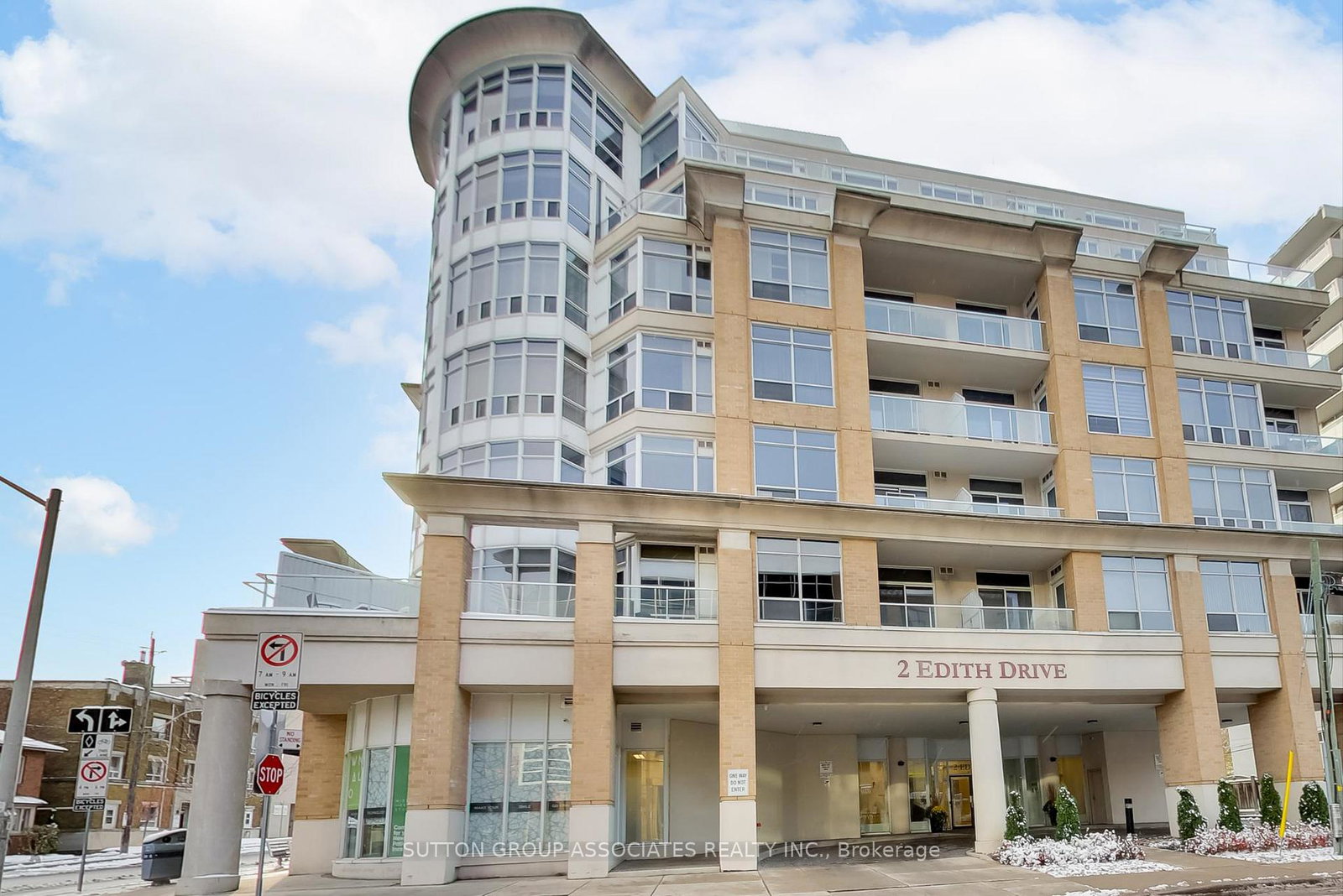 2-edith-drive-toronto-ontario-c12534038