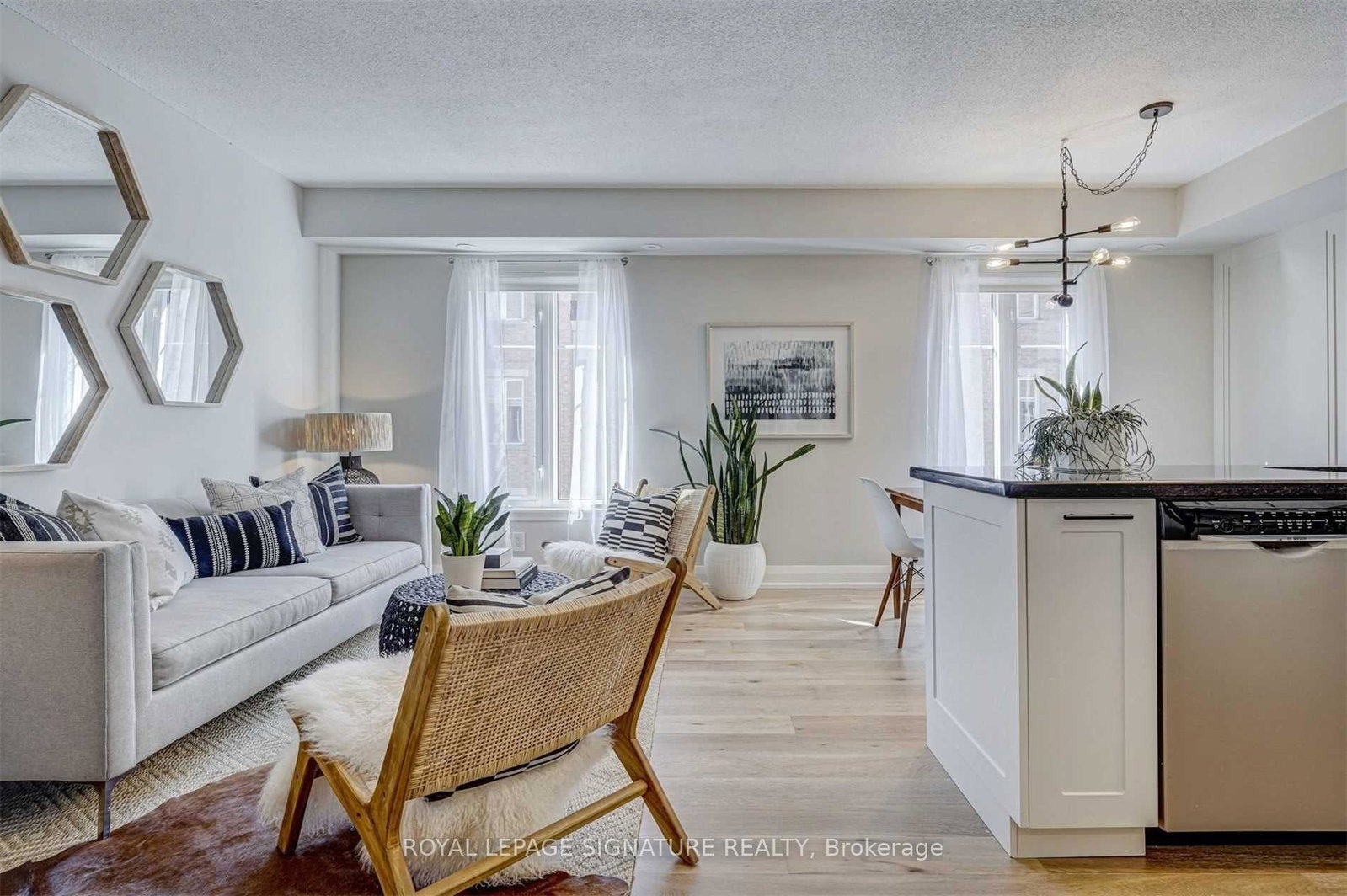 34-western-battery-road-toronto-ontario-c12534610