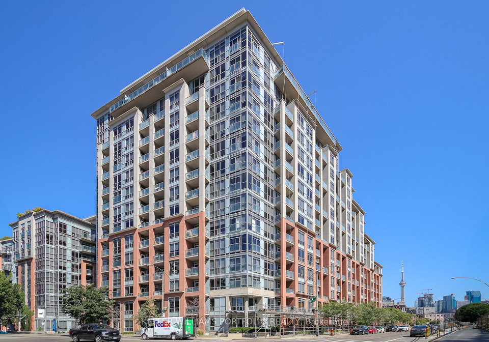 1-shaw-street-toronto-ontario-c12534726