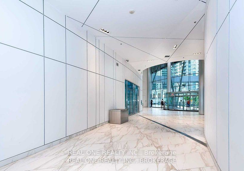 12-york-street-toronto-ontario-c12534796