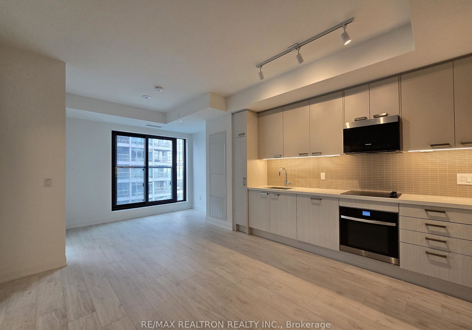 20-soudan-avenue-toronto-ontario-c12535314