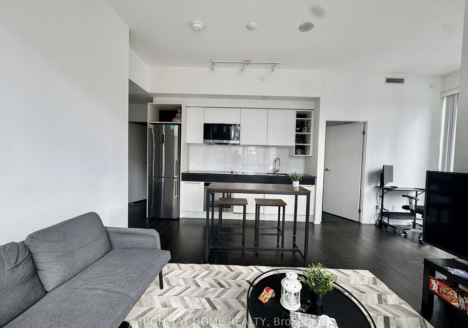 68-shuter-street-toronto-ontario-c12535324