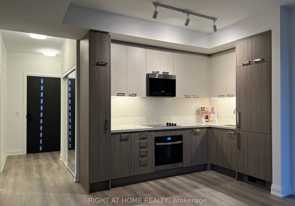 20-soudan-avenue-toronto-ontario-c12535546