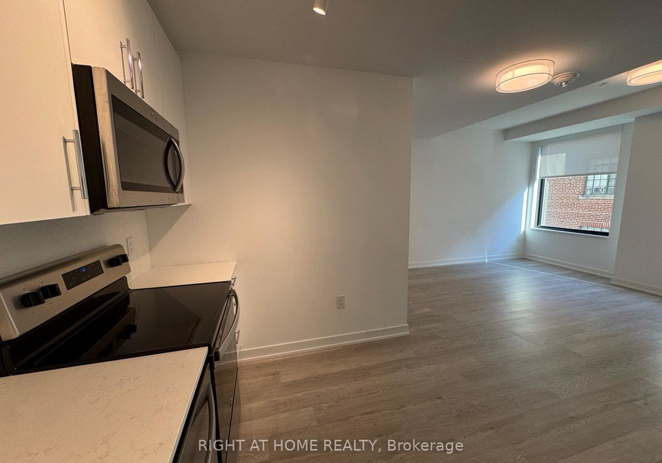 3-strathgowan-avenue-toronto-ontario-c12535728
