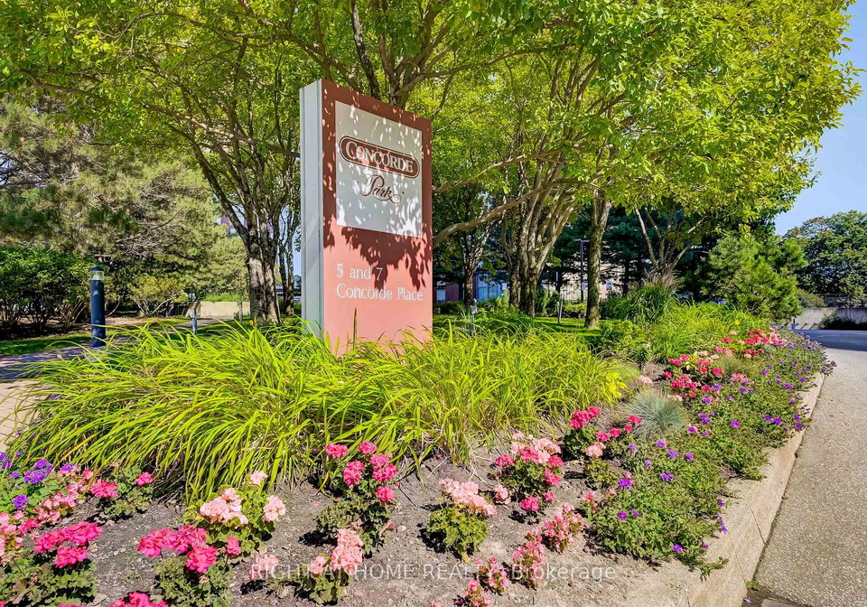 5-concorde-place-north-york-ontario-c12536072