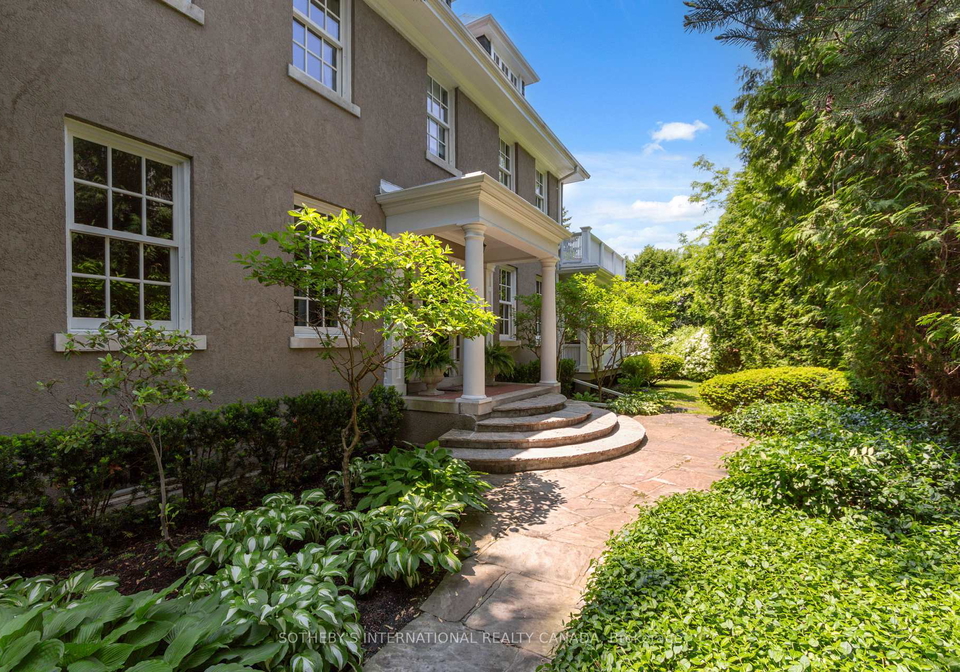 24-doncliffe-drive-north-york-ontario-c12536602