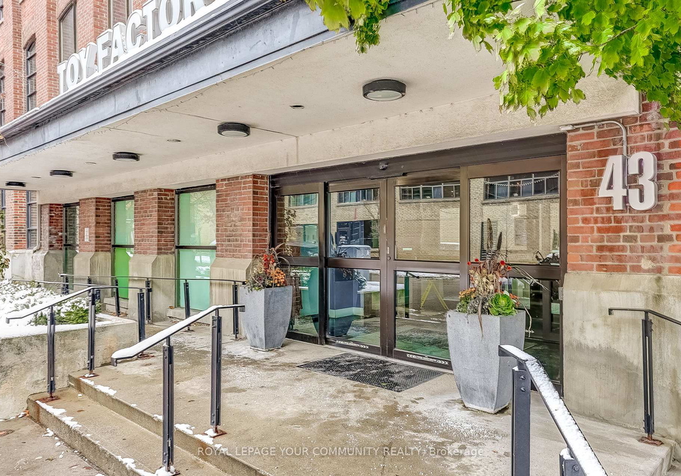 43-hanna-avenue-toronto-ontario-c12536946