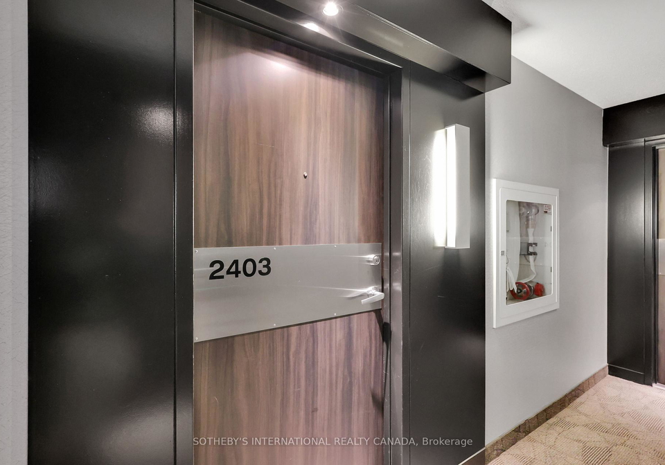210-victoria-street-toronto-ontario-c12537232