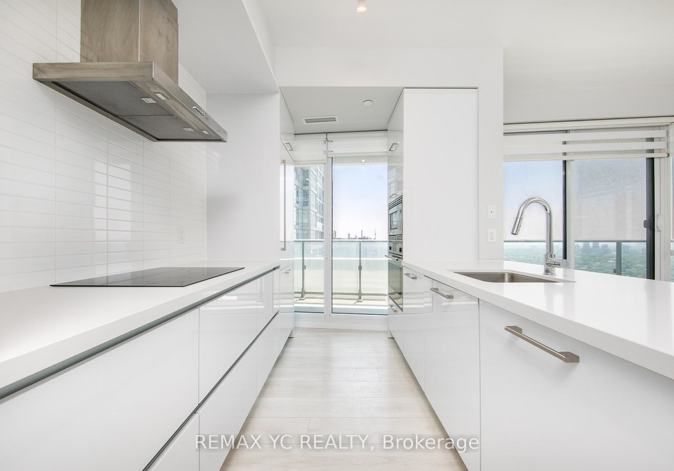 2221-yonge-street-toronto-ontario-c12537280