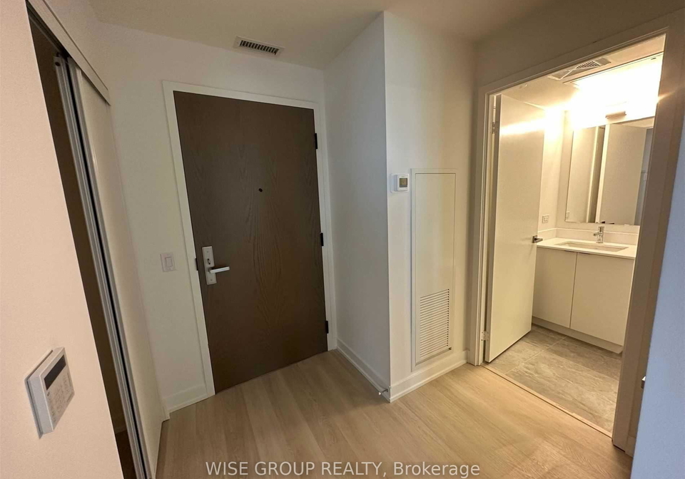 30-tretti-way-toronto-ontario-c12537596