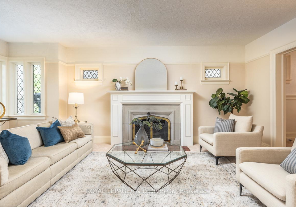 193-glenview-avenue-toronto-ontario-c12538302