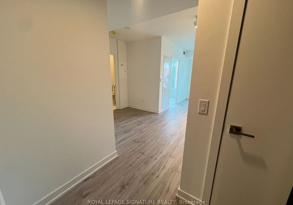 252-church-street-toronto-ontario-c12538922