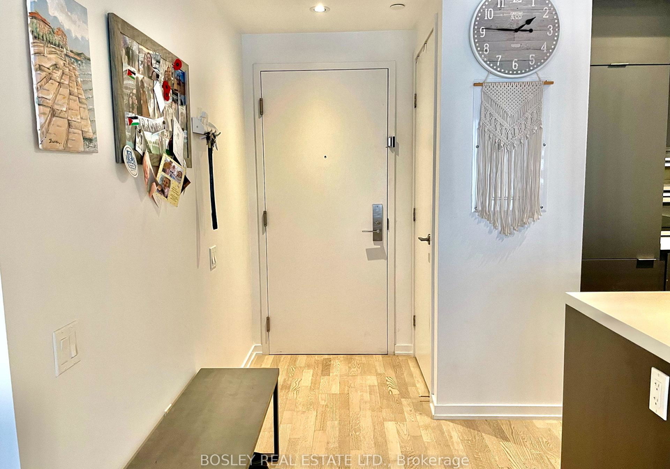 60-colborne-street-toronto-ontario-c12539100