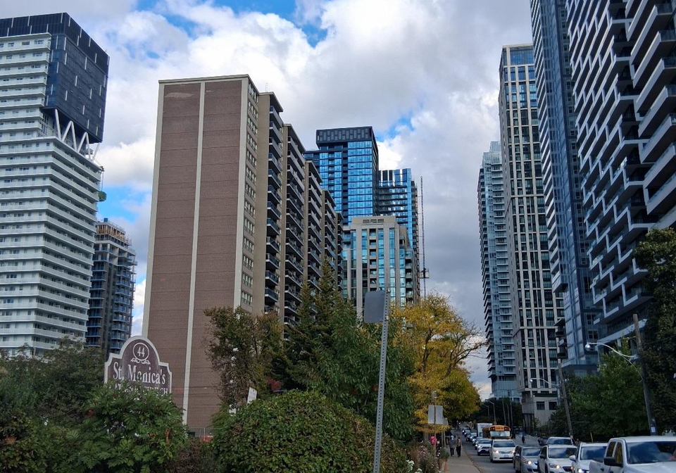 110-broadway-avenue-toronto-ontario-c12539214