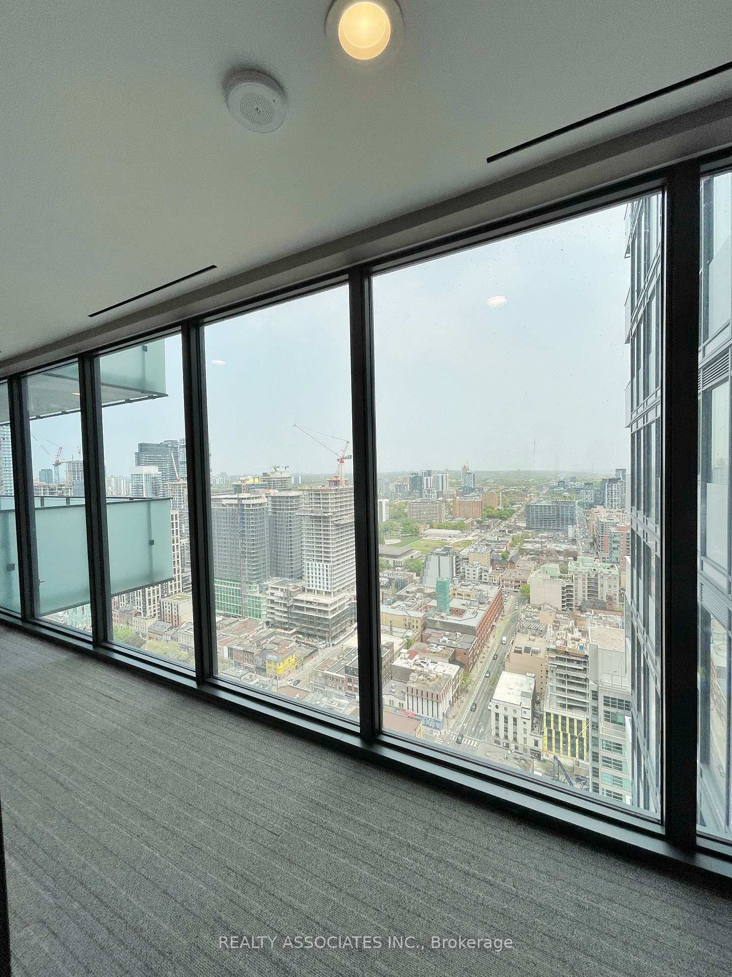 20-lombard-street-toronto-ontario-c12539294