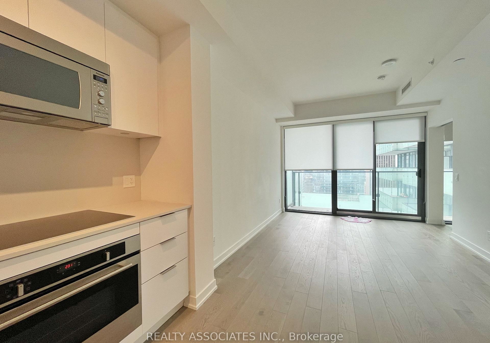 20-lombard-street-toronto-ontario-c12539294