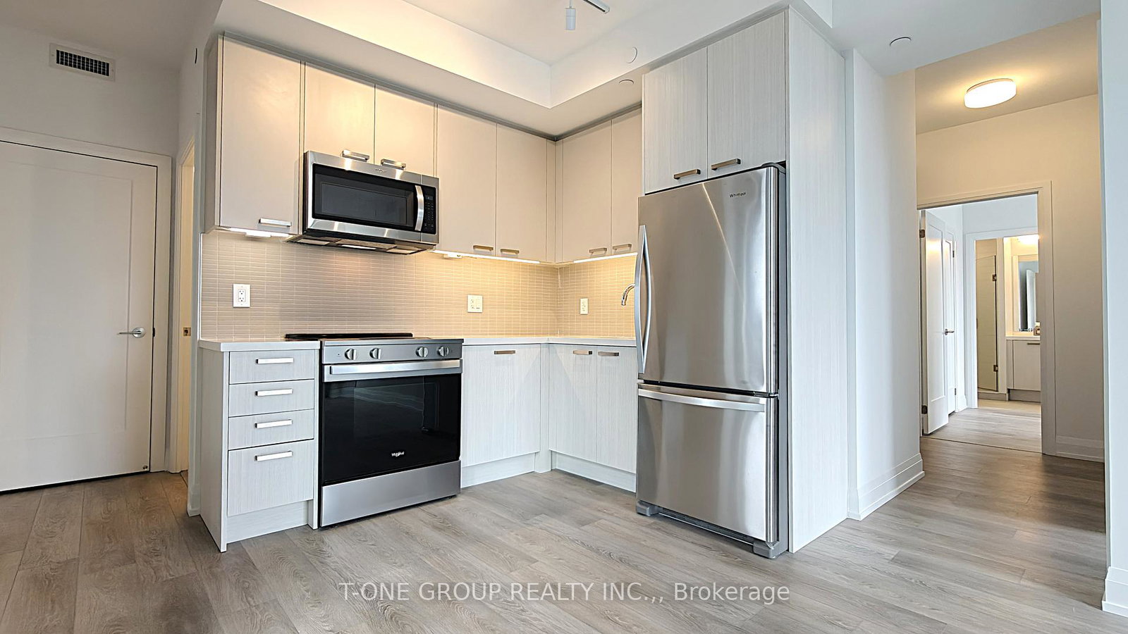 20-soudan-avenue-toronto-ontario-c12539468