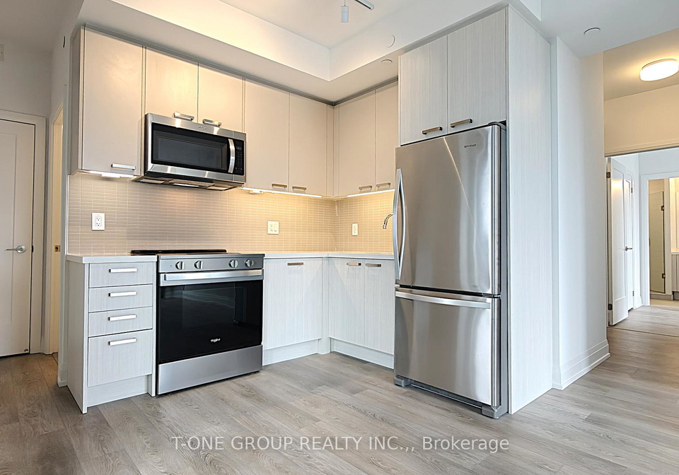 20-soudan-avenue-toronto-ontario-c12539468