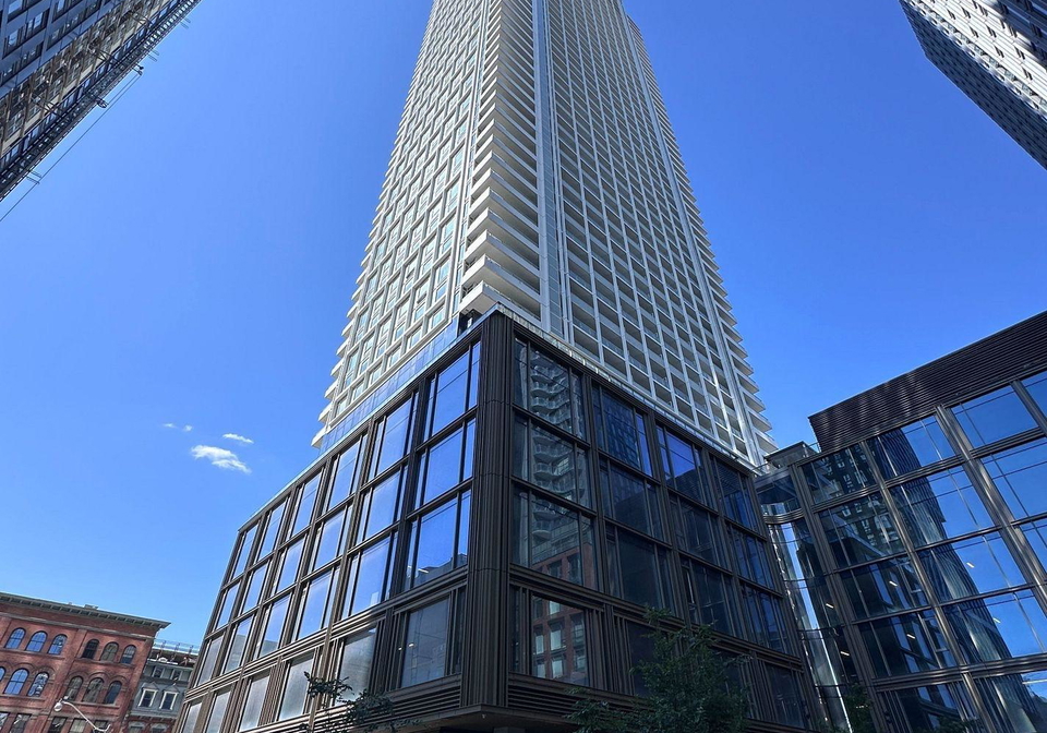 88-queen-street-e-toronto-ontario-c12539720