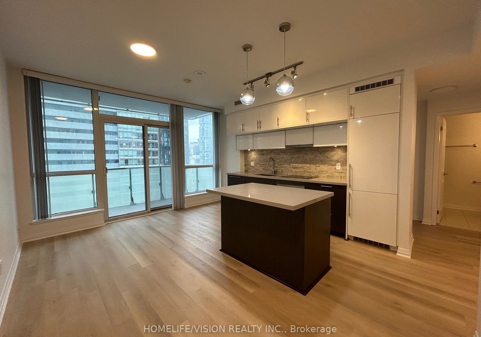 8-mercer-street-toronto-ontario-c12540064