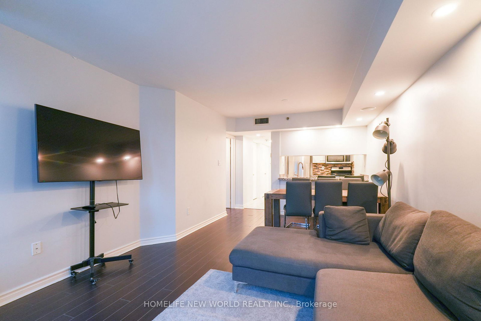 38-elm-street-toronto-ontario-c12540212