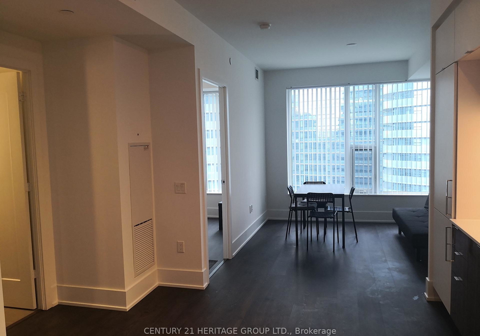 10-york-street-toronto-ontario-c12540330