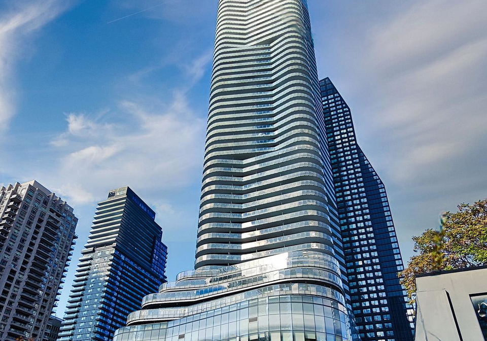 11-wellesley-street-w-toronto-ontario-c12540440
