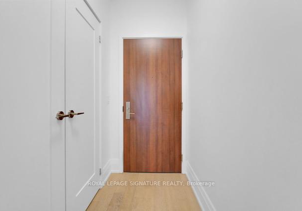 25-malcolm-road-east-york-ontario-c12540792