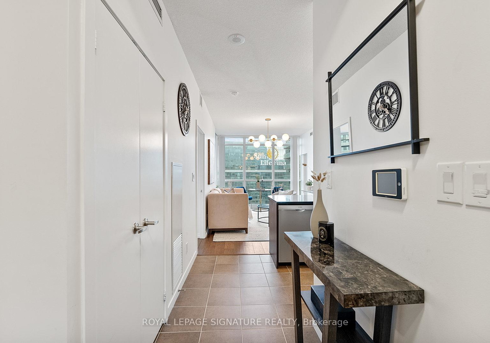 65-bremner-boulevard-toronto-ontario-c12541186