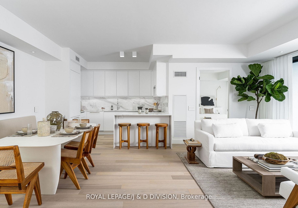 200-cumberland-street-toronto-ontario-c12541498
