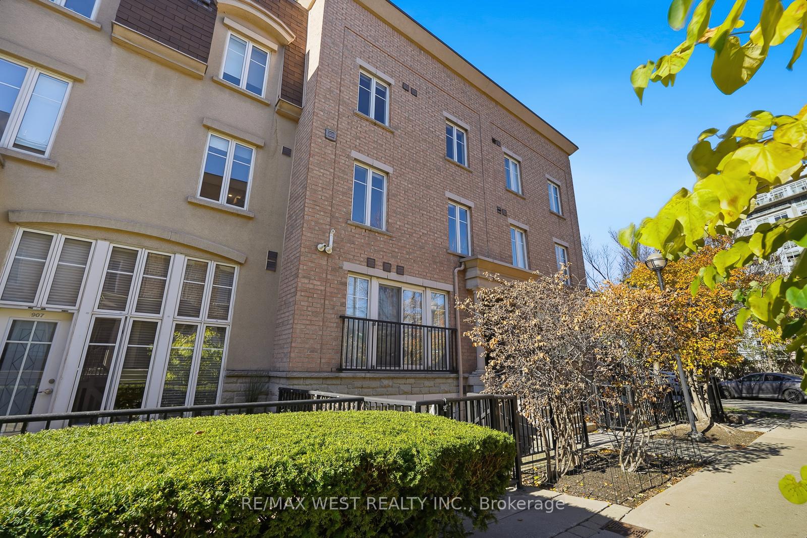 50-western-battery-road-toronto-ontario-c12541628