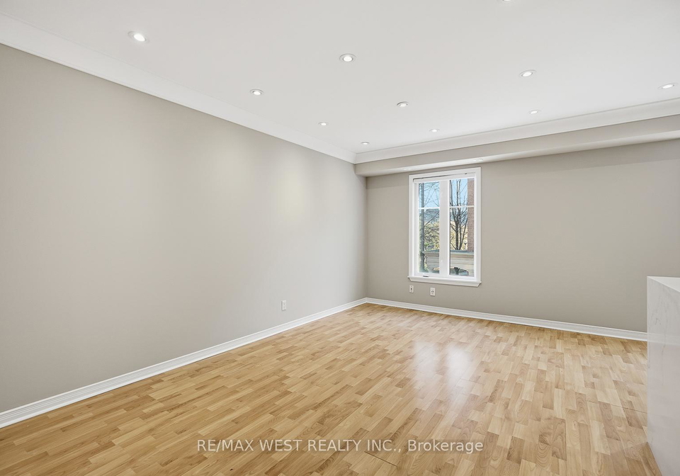 50-western-battery-road-toronto-ontario-c12541628