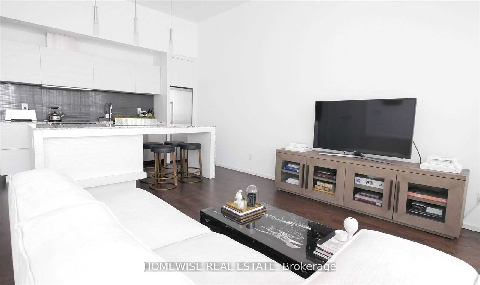 8-charlotte-street-toronto-ontario-c12541692