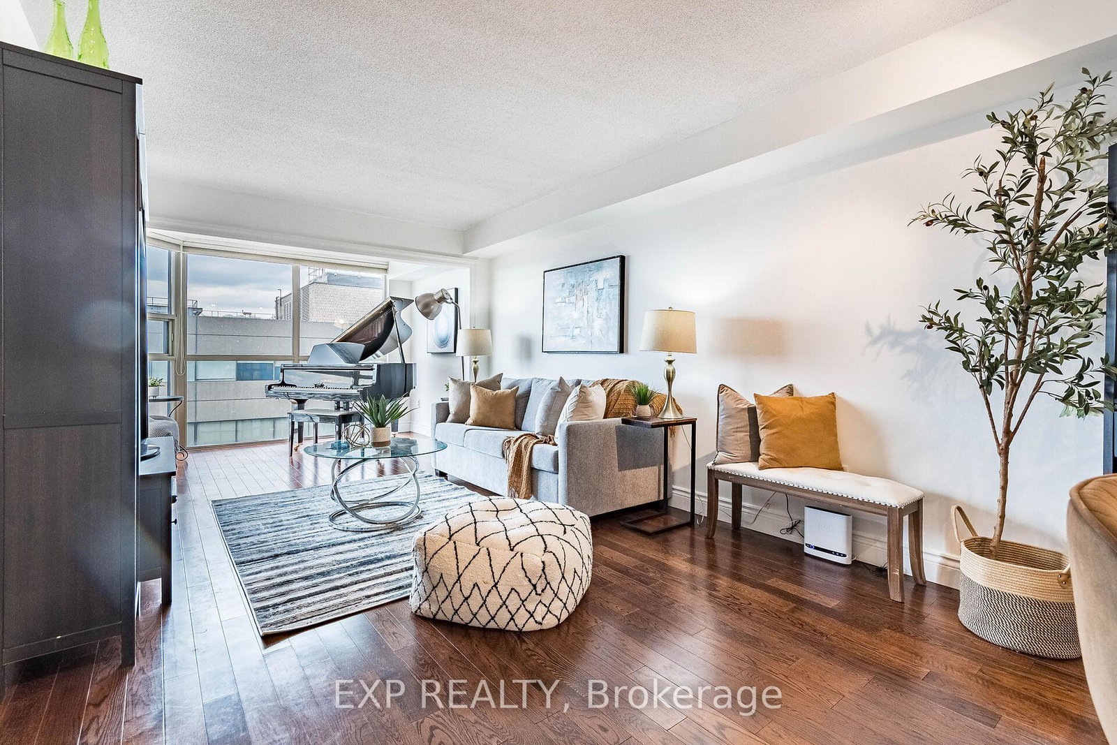 705-king-street-w-toronto-ontario-c12541870