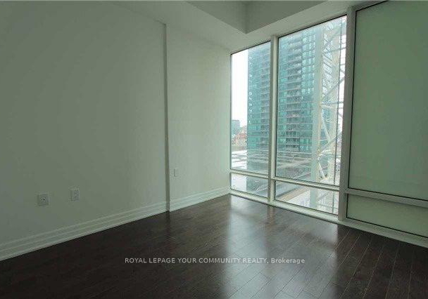 8-the-esplanade-avenue-toronto-ontario-c12542224