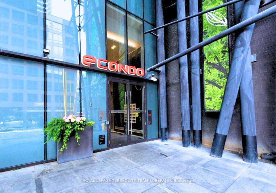8-eglinton-avenue-e-toronto-ontario-c12542470