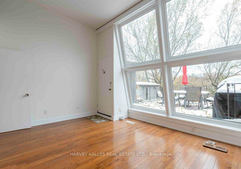 148-collier-street-toronto-ontario-c12542640