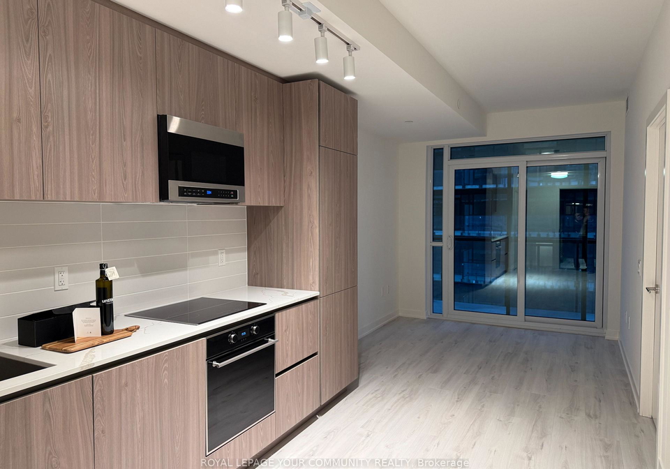 120-broadway-avenue-toronto-ontario-c12543140