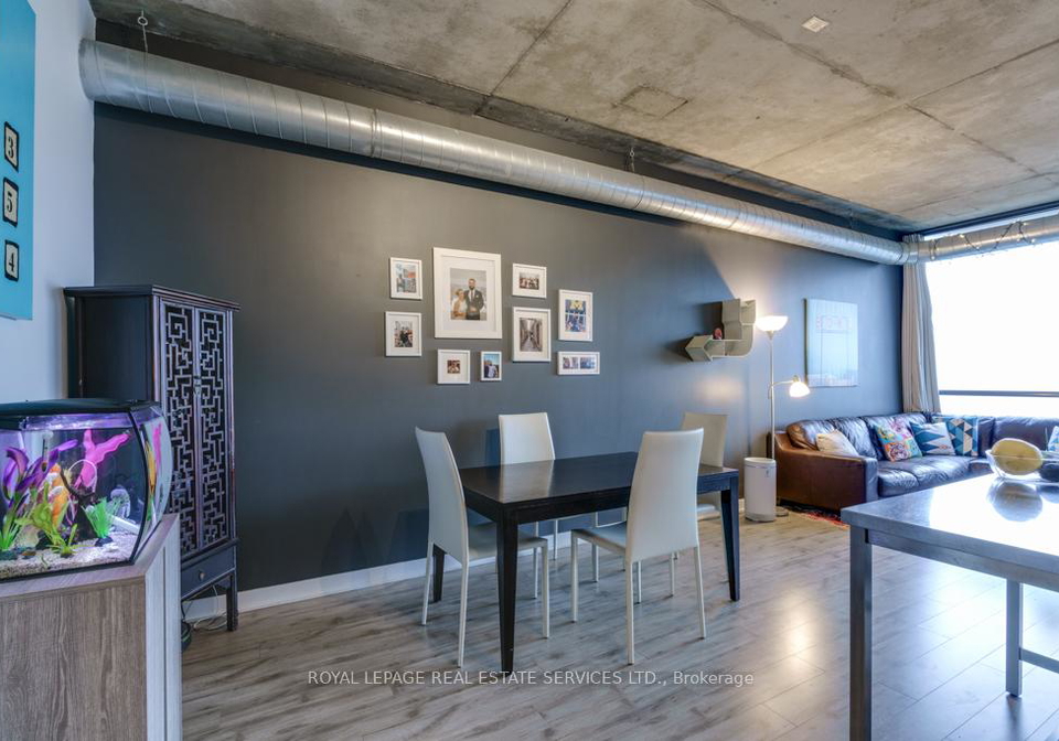 60-bathurst-street-toronto-ontario-c12543456