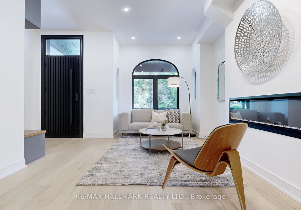 122-crawford-street-toronto-ontario-c12543702