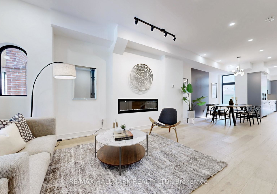 122-crawford-street-toronto-ontario-c12543702