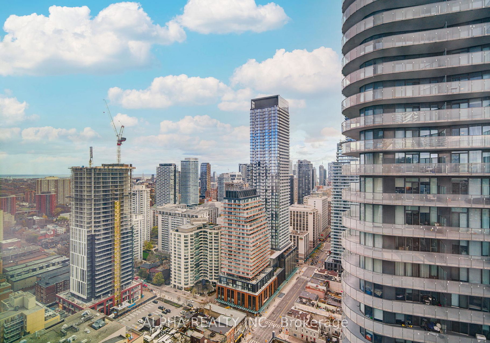 8-wellesley-street-w-toronto-ontario-c12543714