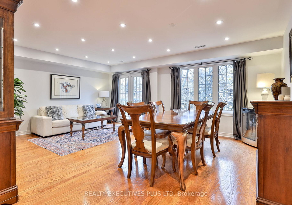 35-massey-street-toronto-ontario-c12543862