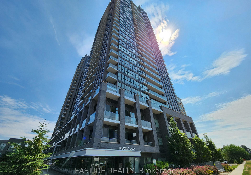 6-sonic-way-east-york-ontario-c12543886