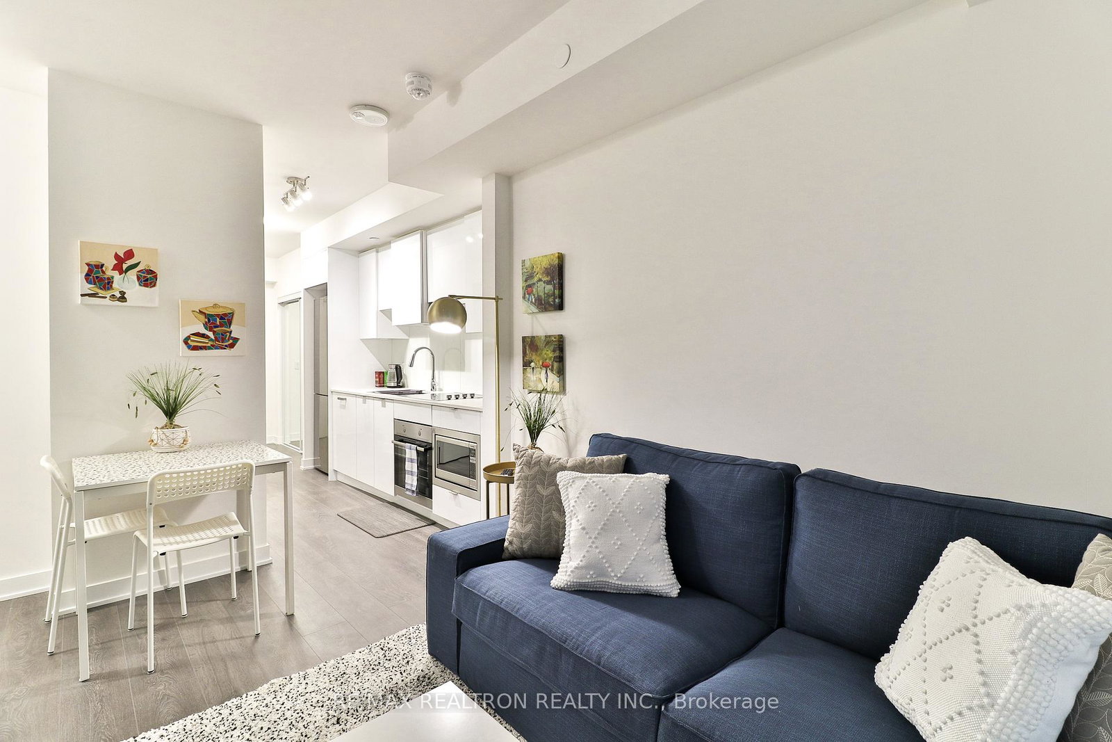 195-redpath-avenue-toronto-ontario-c12543920