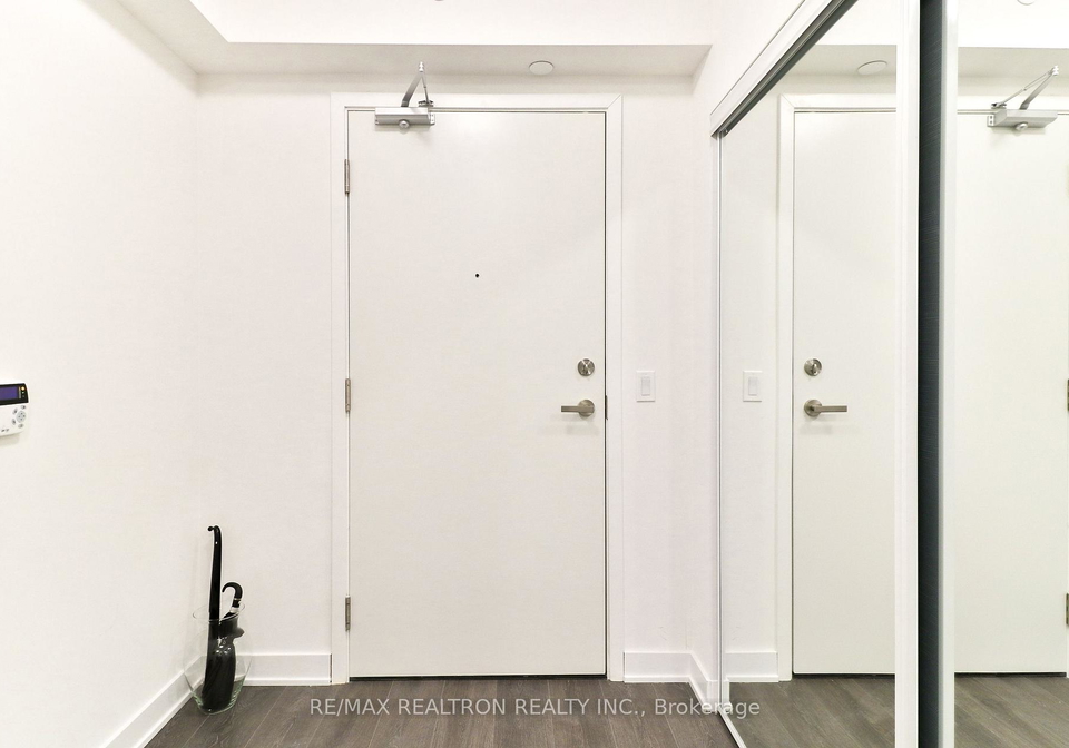 195-redpath-avenue-toronto-ontario-c12543920